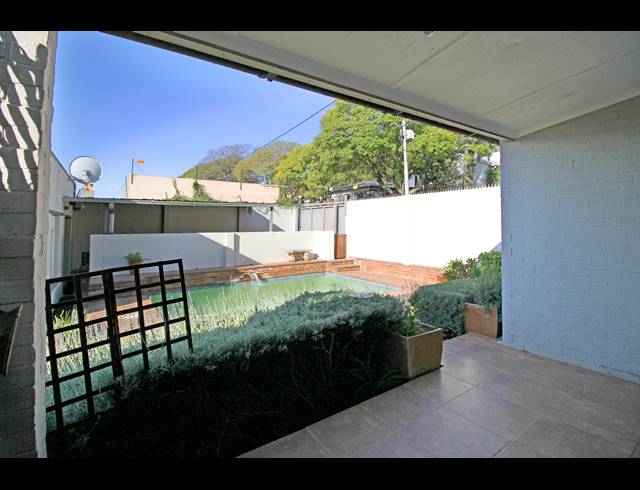 3 BEDROOM HOUSE FOR SALE IN KENSINGTON